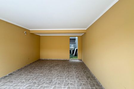 Casa para alugar com 307m², 5 quartos e 6 vagas Casa para alugar com 307m², 5 quartos e 6 vagasGaragem