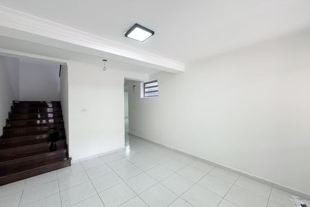 Casa para alugar com 307m², 5 quartos e 6 vagas Casa para alugar com 307m², 5 quartos e 6 vagasSala