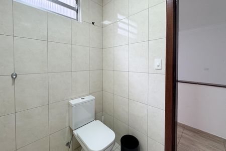 Casa para alugar com 307m², 5 quartos e 6 vagas Casa para alugar com 307m², 5 quartos e 6 vagasBanheiro Social