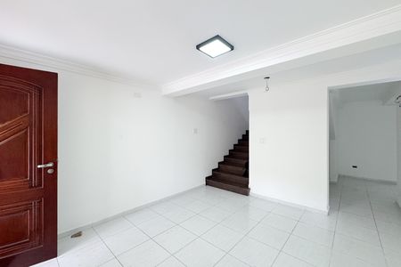 Casa para alugar com 307m², 5 quartos e 6 vagas Casa para alugar com 307m², 5 quartos e 6 vagasSala