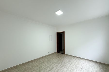 Casa para alugar com 307m², 5 quartos e 6 vagas Casa para alugar com 307m², 5 quartos e 6 vagasSuíte 2