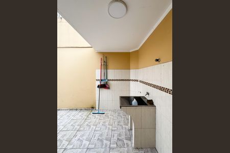 Casa para alugar com 307m², 5 quartos e 6 vagas Casa para alugar com 307m², 5 quartos e 6 vagasÁrea de Serviço
