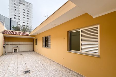 Casa para alugar com 307m², 5 quartos e 6 vagas Casa para alugar com 307m², 5 quartos e 6 vagasÁrea de Serviço
