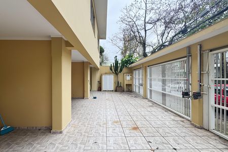 Casa para alugar com 307m², 5 quartos e 6 vagas Casa para alugar com 307m², 5 quartos e 6 vagasGaragem