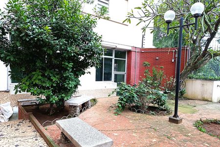 Apartamento para alugar com 64m², 2 quartos e sem vaga