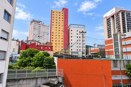 Apartamento para alugar com 64m², 2 quartos e sem vaga