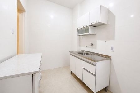 Apartamento para alugar com 64m², 2 quartos e sem vaga