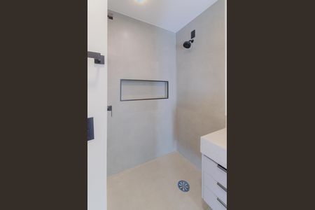Apartamento à venda com 97m², 2 quartos e 1 vaga Apartamento à venda com 97m², 2 quartos e 1 vagaBanheiro da Suíte