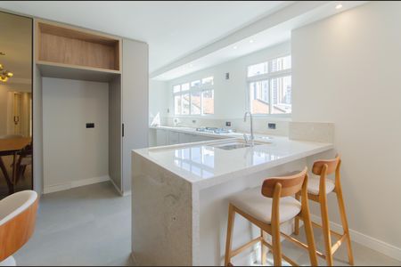 Apartamento à venda com 97m², 2 quartos e 1 vaga Apartamento à venda com 97m², 2 quartos e 1 vagaCozinha e Área de Serviço