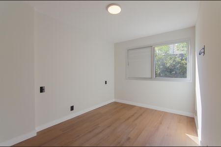 Apartamento à venda com 97m², 2 quartos e 1 vaga Apartamento à venda com 97m², 2 quartos e 1 vagaQuarto 1