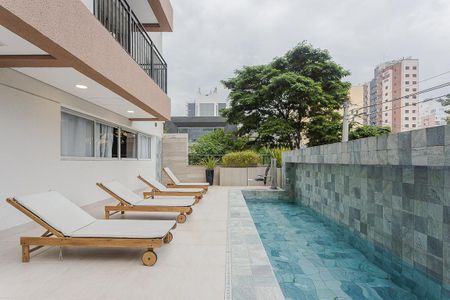 Apartamento à venda com 40m², 1 quarto e sem vaga Apartamento à venda com 40m², 1 quarto e sem vagaPiscina