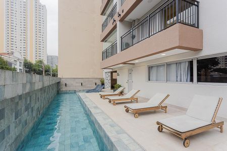 Apartamento à venda com 40m², 1 quarto e sem vaga Apartamento à venda com 40m², 1 quarto e sem vagaPiscina