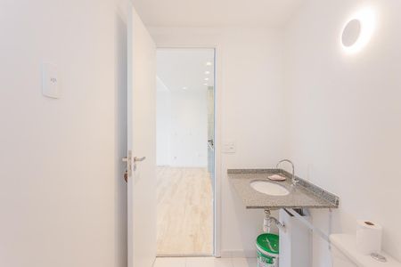 Apartamento à venda com 40m², 1 quarto e sem vaga Apartamento à venda com 40m², 1 quarto e sem vagaBanheiro