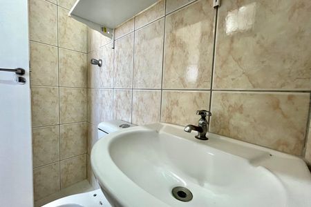 Apartamento para alugar com 58m², 3 quartos e 3 vagas Apartamento para alugar com 58m², 3 quartos e 3 vagasBanheiro de serviço
