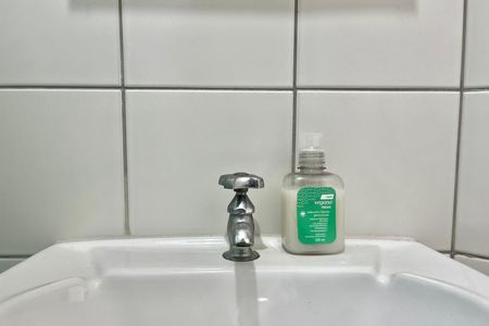 Apartamento para alugar com 58m², 3 quartos e 3 vagas Apartamento para alugar com 58m², 3 quartos e 3 vagasBanheiro