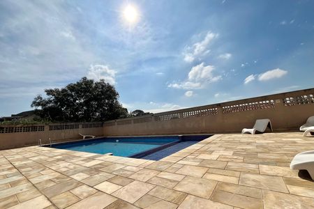 Apartamento para alugar com 58m², 3 quartos e 3 vagas Apartamento para alugar com 58m², 3 quartos e 3 vagasÁrea comum - Piscina