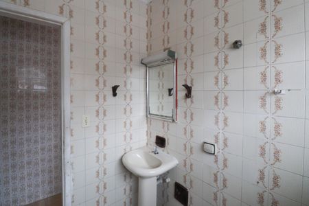 Casa à venda com 100m², 3 quartos e 2 vagasBanheiro 2
