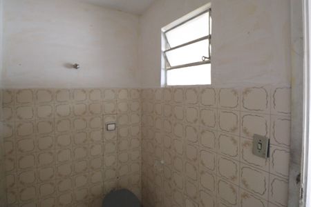 Casa à venda com 100m², 3 quartos e 2 vagasBanheiro 3