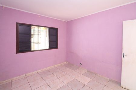 Casa à venda com 100m², 3 quartos e 2 vagasQuarto 2