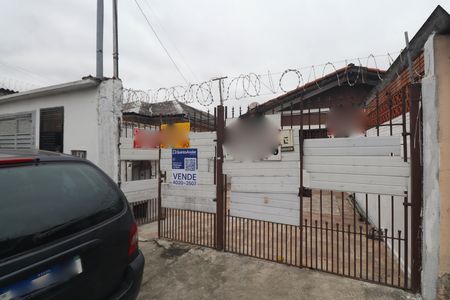 Casa à venda com 100m², 3 quartos e 2 vagasFachada / Placa 