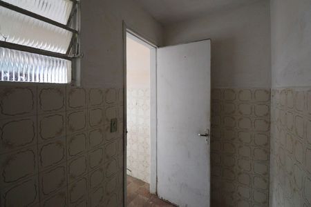 Casa à venda com 100m², 3 quartos e 2 vagasBanheiro 3