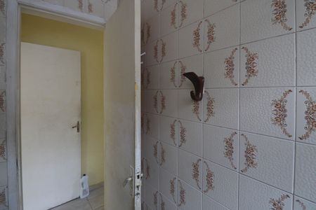 Casa à venda com 100m², 3 quartos e 2 vagasBanheiro 1