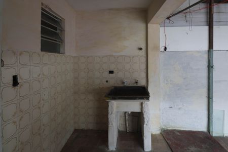 Casa à venda com 100m², 3 quartos e 2 vagasÁrea de Serviço / Quintal