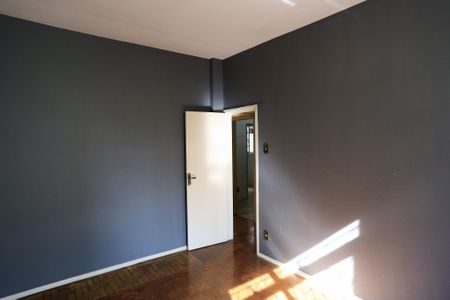 Apartamento à venda com 101m², 3 quartos e 1 vaga Apartamento à venda com 101m², 3 quartos e 1 vagaQuarto