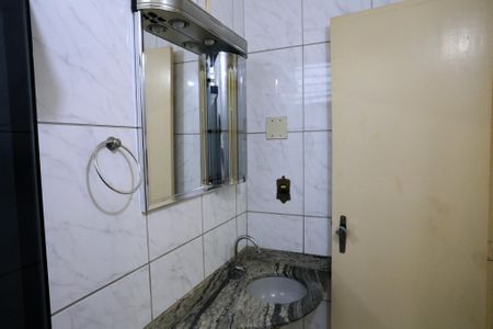 Apartamento à venda com 101m², 3 quartos e 1 vaga Apartamento à venda com 101m², 3 quartos e 1 vagaBanheiro