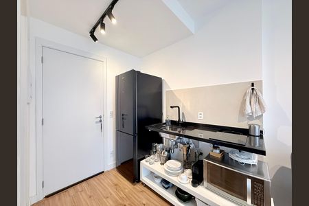 Studio para alugar com 28m², 1 quarto e 1 vaga Studio para alugar com 28m², 1 quarto e 1 vagaCozinha