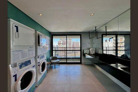 Studio para alugar com 28m², 1 quarto e 1 vaga Studio para alugar com 28m², 1 quarto e 1 vagaLavanderia