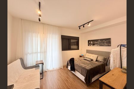 Quarto de kitnet/studio para alugar com 1 quarto, 28m² em Jardim das Acacias, São Paulo
