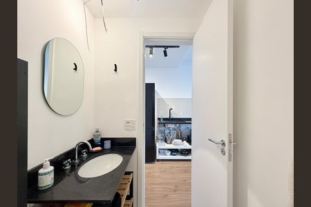 Studio para alugar com 28m², 1 quarto e 1 vaga Studio para alugar com 28m², 1 quarto e 1 vagaBanheiro
