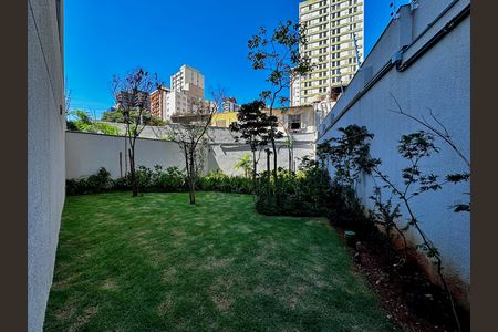 Studio para alugar com 28m², 1 quarto e 1 vaga Studio para alugar com 28m², 1 quarto e 1 vagaÁrea Comum