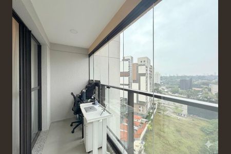 Studio para alugar com 28m², 1 quarto e 1 vaga Studio para alugar com 28m², 1 quarto e 1 vagaSacada