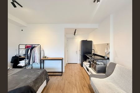 Studio para alugar com 28m², 1 quarto e 1 vaga Studio para alugar com 28m², 1 quarto e 1 vagaQuarto