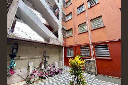 Apartamento à venda com 50m², 2 quartos e 1 vaga Apartamento à venda com 50m², 2 quartos e 1 vagaPlaca instalada na fachada do imóvel