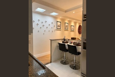 Apartamento à venda com 76m², 2 quartos e 2 vagas Apartamento à venda com 76m², 2 quartos e 2 vagasCozinha