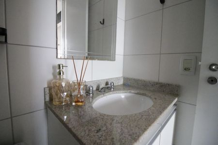 Apartamento para alugar com 60m², 2 quartos e 1 vagaBanheiro da Suíte 2