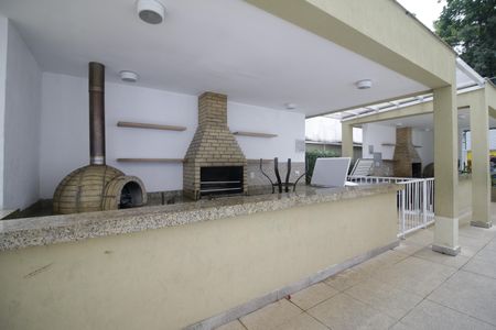 Apartamento para alugar com 60m², 2 quartos e 1 vagaÁrea comum - Churrasqueira