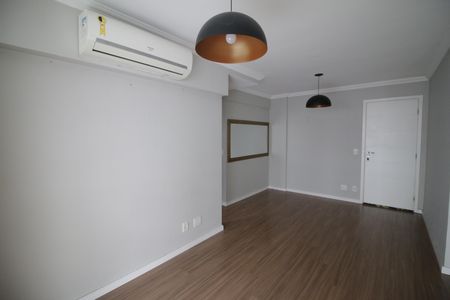 Apartamento para alugar com 60m², 2 quartos e 1 vagaSala