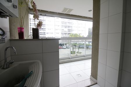 Apartamento para alugar com 60m², 2 quartos e 1 vagaÁrea de Serviço