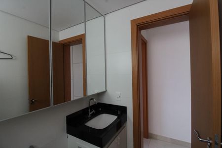 Apartamento à venda com 38m², 1 quarto e 2 vagasBanheiro
