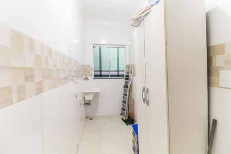 Casa para alugar com 370m², 5 quartos e 4 vagas Casa para alugar com 370m², 5 quartos e 4 vagasÁrea de Serviço