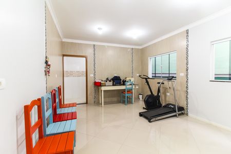 Casa para alugar com 370m², 5 quartos e 4 vagas Casa para alugar com 370m², 5 quartos e 4 vagasCozinha 2