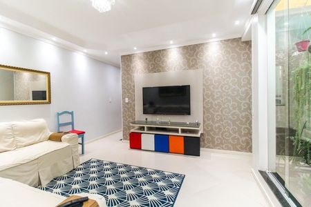 Casa para alugar com 370m², 5 quartos e 4 vagas Casa para alugar com 370m², 5 quartos e 4 vagasSala