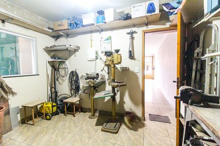 Casa para alugar com 370m², 5 quartos e 4 vagas Casa para alugar com 370m², 5 quartos e 4 vagasQuarto de Serviço