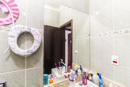 Casa para alugar com 370m², 5 quartos e 4 vagas Casa para alugar com 370m², 5 quartos e 4 vagasBanheiro 3
