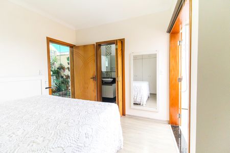 Casa para alugar com 370m², 5 quartos e 4 vagas Casa para alugar com 370m², 5 quartos e 4 vagasSuíte