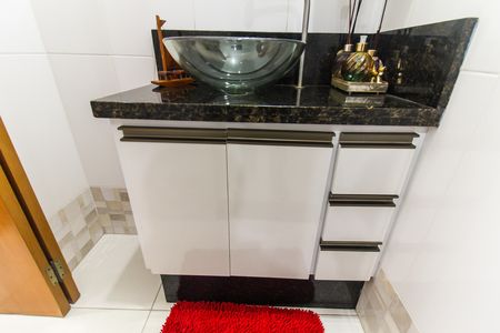Casa para alugar com 370m², 5 quartos e 4 vagas Casa para alugar com 370m², 5 quartos e 4 vagasLavabo
